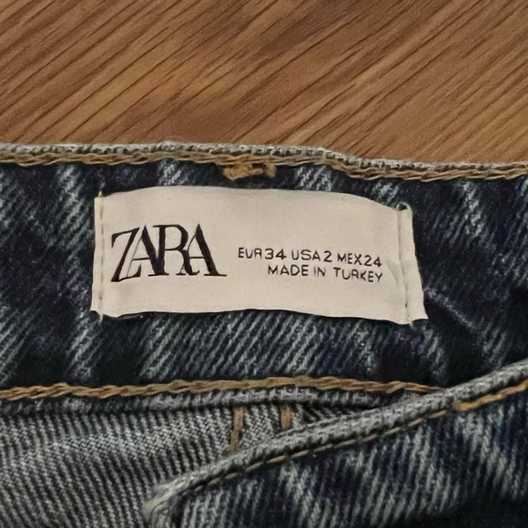 medium wash 90s relaxed zara jeans - Picture 3 of 3